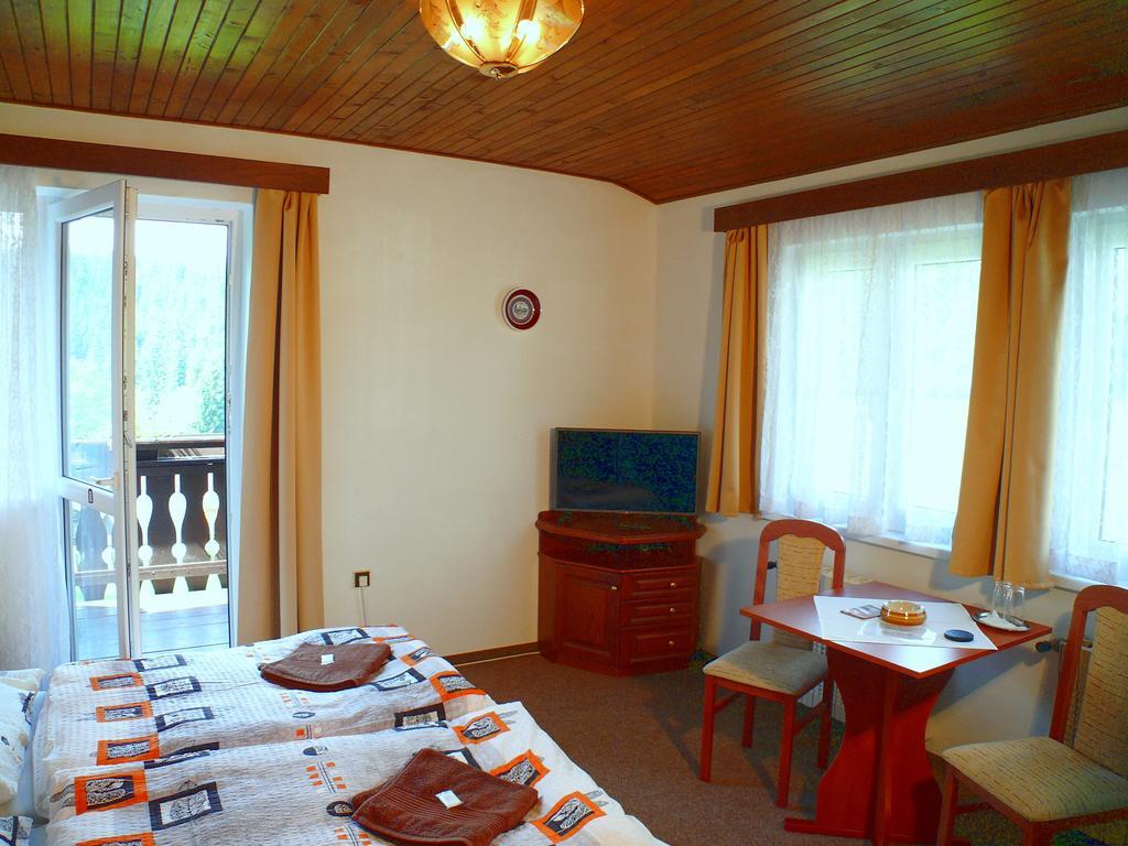 Pension Faema Harrachov Bagian luar foto